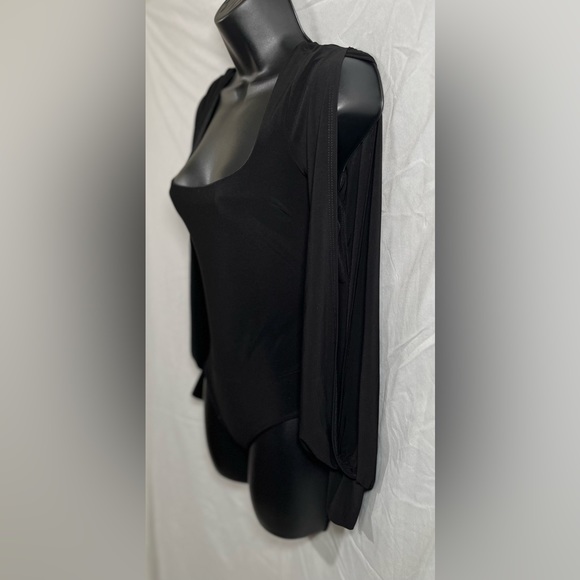 Fashion nova black open sleeve body suit - Picture 4 of 7